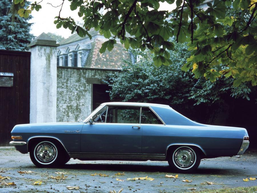  Opel Diplomat V8 Coupe 1965 года  (фото 9 из 16)